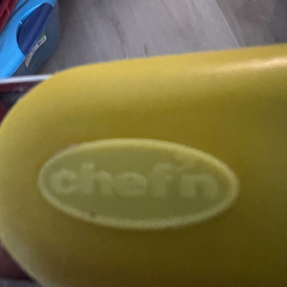 Chef'n Avoquado Green Plastic 4 in 1 Avocado Tool - - Picture 5 of 9